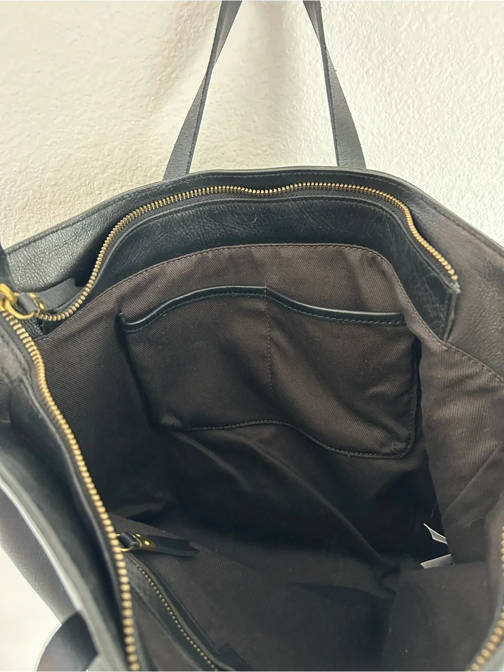Madewell Black Leather Tote - The Zip-Top Transport Carryall